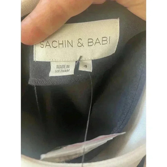 NWT Sachin & Babi One-Shoulder Shane stretch crepe asymmetric dress gown 4/6 - Picture 13 of 13